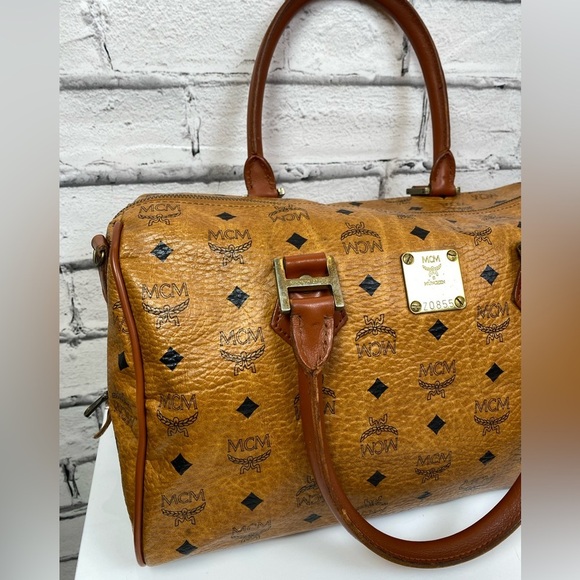 MCM Visetos Boston Medium Vintage Leather Handbag MCM München - Picture 3 of 16